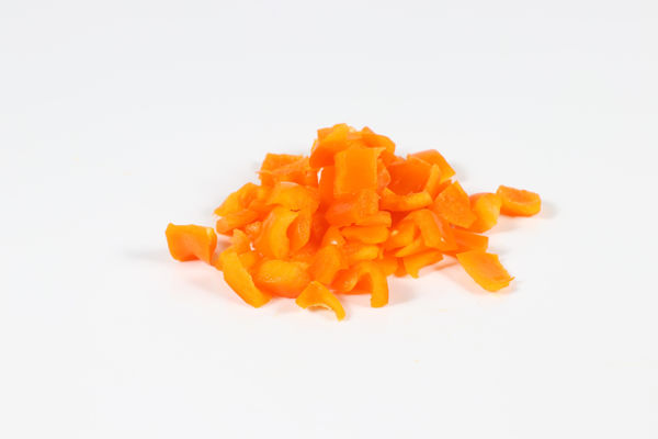 Mynd Paprika orange teningar 20mm KG